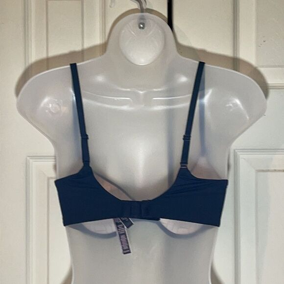 Victoria's Secret Black Uplift Semi Demi Bra 32D - Picture 8 of 13